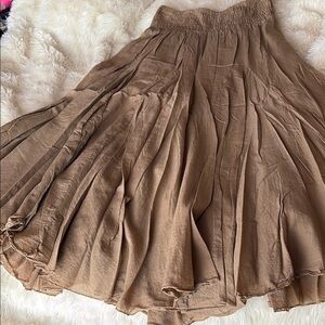 Elegant Tan Women's Skirt